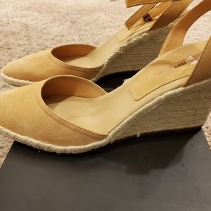 Daniblack Tan Suede 'Greta' Espadrilles (9.5)